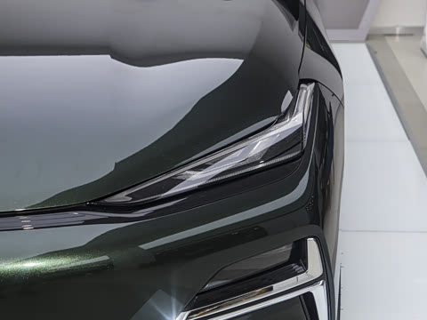 2025�� 60km EM-i ������