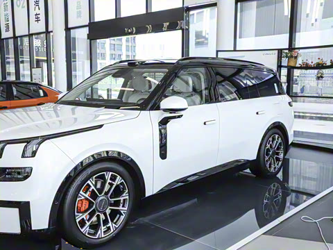 2025�� 2.0T Ultra