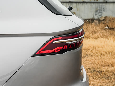 2025�� ������ 2.0TD �Զ��񳯰�