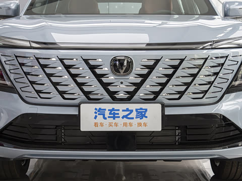 2025�� ���Ĵ� UItra 2.0T ������ �ǻ۾�����