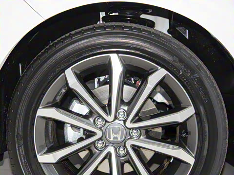 2025�� 240TURBO CVT�Ƽ���