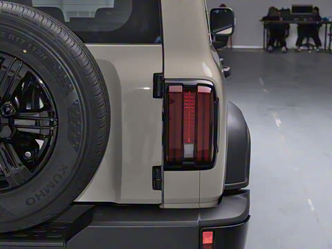 2025�� 2.0T ������