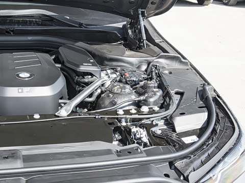 2025�� 530Li ������ M�˶���װ