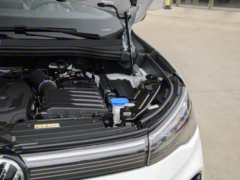 2025�� PRO 380TSI ���� R-Line �����