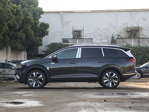 2025�� 380TSI ���������Ѿ�Pro  ������ 6��