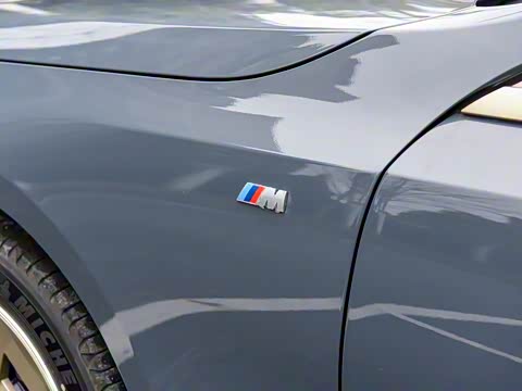 2025�� 525Li M�˶���װ