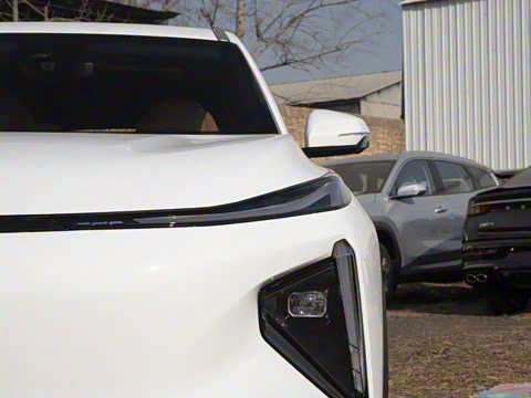 2025�� EM-i 115km ̽��+��