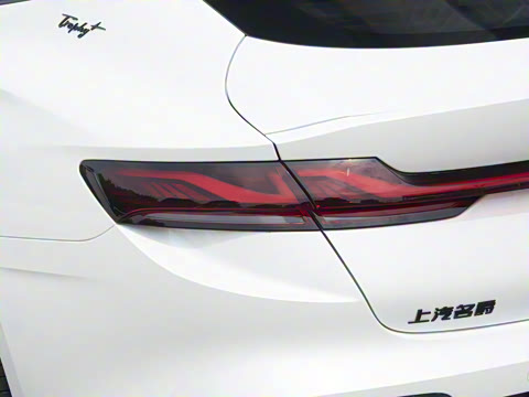 2025�� 2.0T Trophy+ �����Ǽݰ�