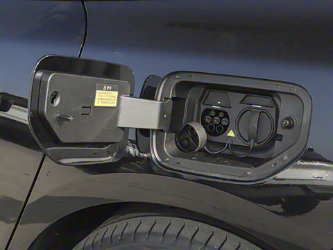 2025�� ���� 650ProѲ����