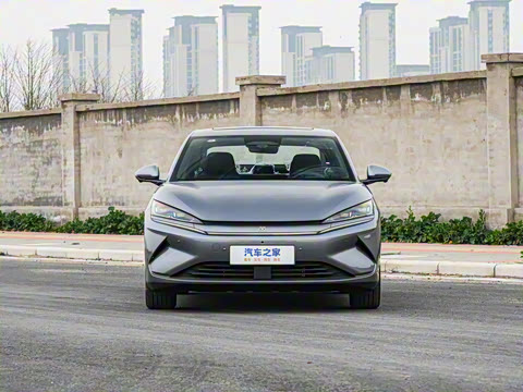 2025�� EV 545KM׿Խ��