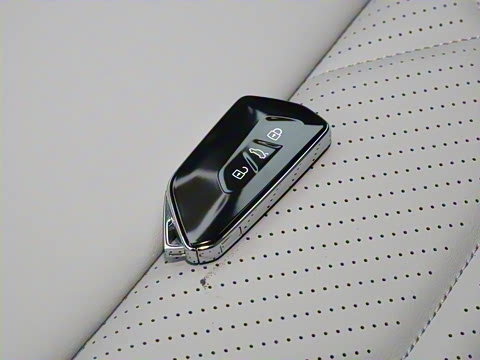 2025�� ̽��L 330TSI ������Ӣ