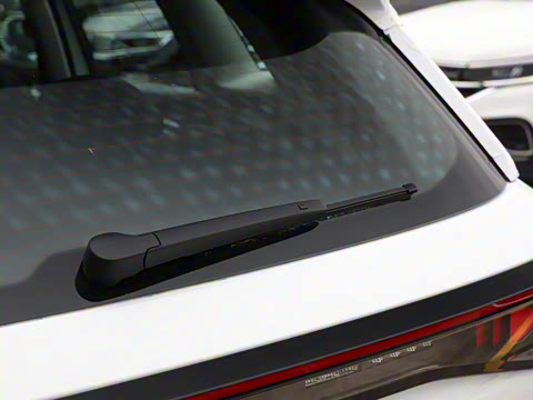 2025�� ̽��L 330TSI ������Ӣ