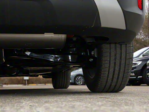 2025�� ̽��L 330TSI ������Ӣ