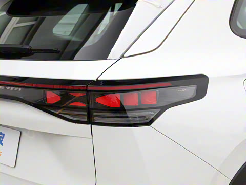 2025�� ̽��L 330TSI ������Ӣ