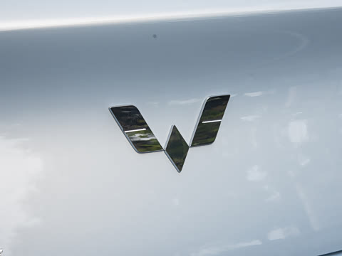 2025�� 410km ��Ϭ������