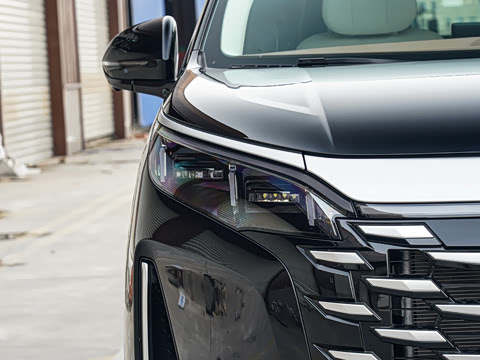 2025�� DM-i 1.5T 180km ��Խ��