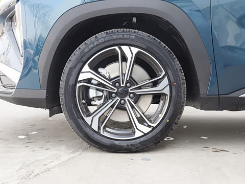 2025�� EM-i 115km ̽��+��