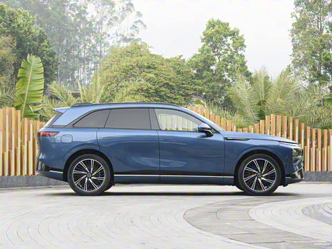 2025�� 680 ������������ Max