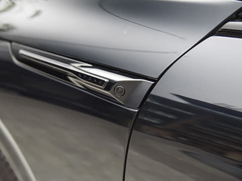 2025�� 680 ������������ Max