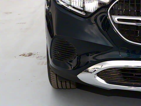 2024�� GLC 260 L 4MATIC ������ 5��