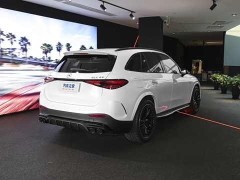 2025�� AMG GLC 43 4MATIC