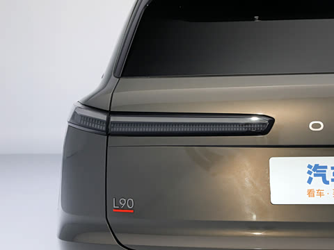 2025�� Ultra ������