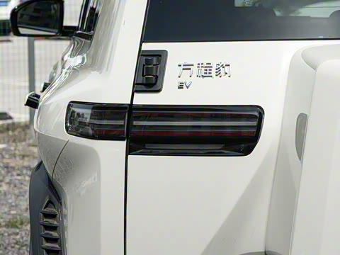 2025�� 501KM ����Ultra��