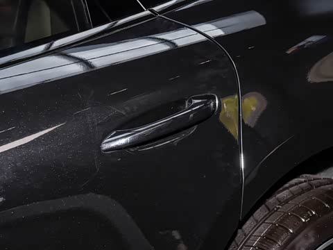 2025�� Macan 2.0T ���ΰ�