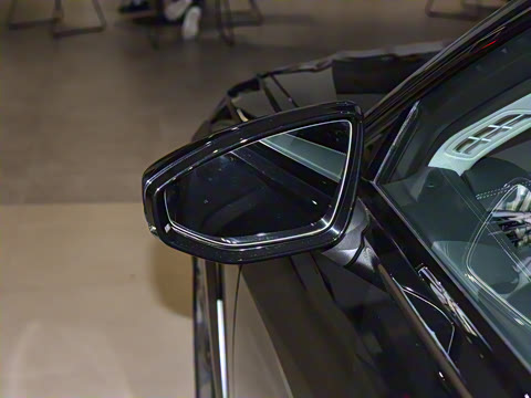 2025�� allroad quattro ̽���� 55 TFSI ����ԽҰ��