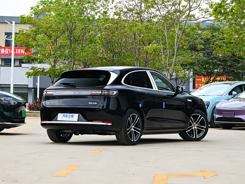 2025�� ����  Ultra ������