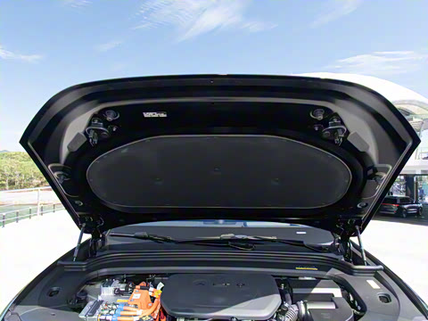 2025�� ���� Ultra�� 52kWh 6����