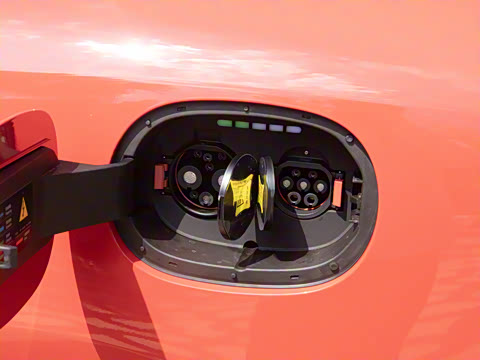 2025�� ����   Ultra ������