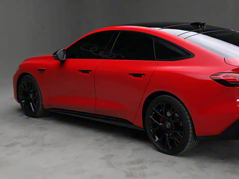 2026�� TFSI quattro 150kW �׷�������