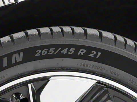 2025�� 210Ultra���Ȱ� 5��