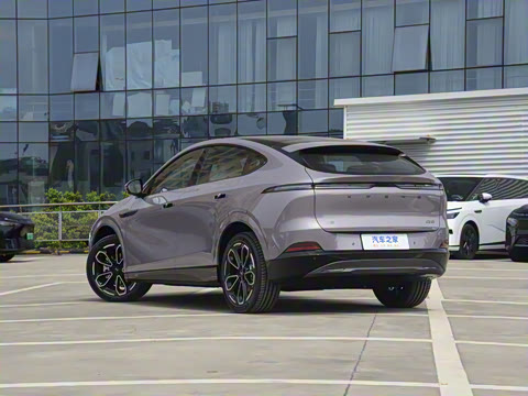 2025�� 625 ������ Max �Ƽ���