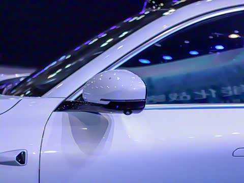 2025�� ����Ultra+ �߶���