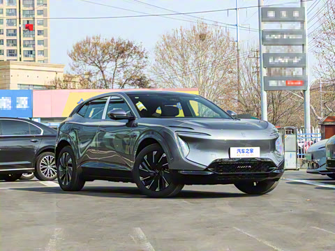 2024�� Pro+���̰�