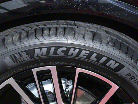 2025�� 215�콢PLUS