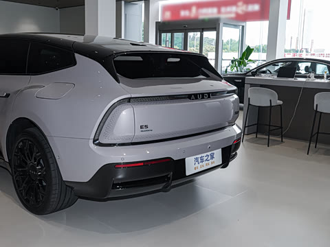 2026�� �콢quattro��