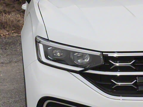 2025�� ������ 330TSI