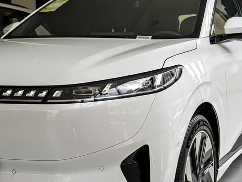 2025�� 210Max���Ȱ� 5��