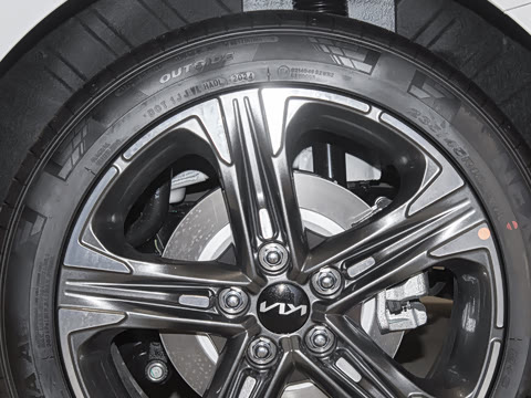 2025�� 2.0T ����