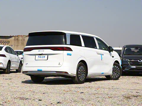 2025 DM-i 1.5T 100km 