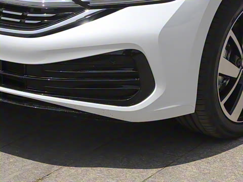 2025�� �Ŀ�� 300TSI DSG׿Խ��