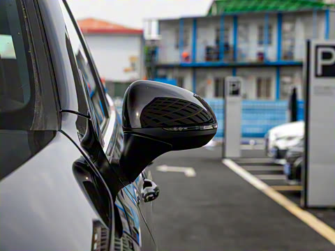 2024�� GLC 260 L 4MATIC ������ 5��