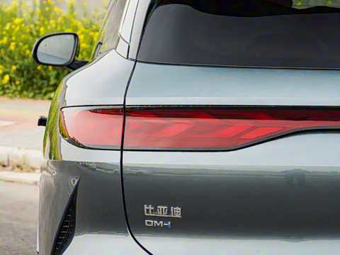 2025�� DM 215KM�����״��콢��