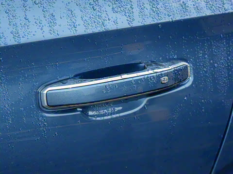 2025�� 2.7T �������۷��