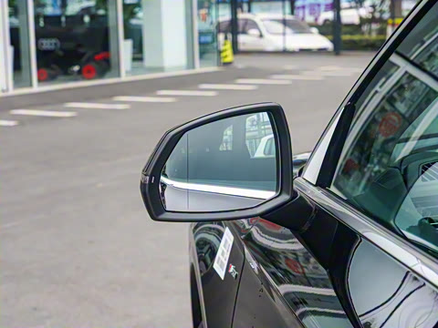 2025�� 45�����ذ� 40 TFSI ʱ�ж�����