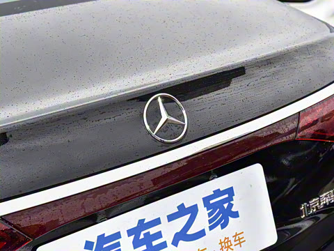 2025�� �Ŀ� E 300 L ʱ����