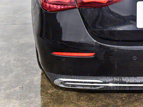 2025�� �Ŀ� E 300 L ʱ����